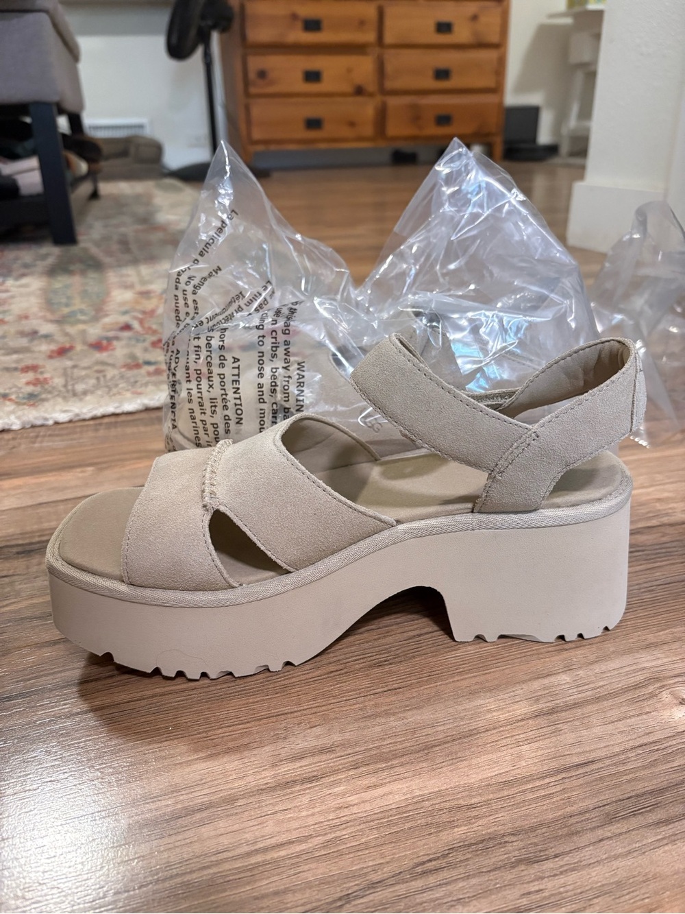 New Ugg New Heights Platform Slingback Sandal Women’s Various Sizes Mustard Seed